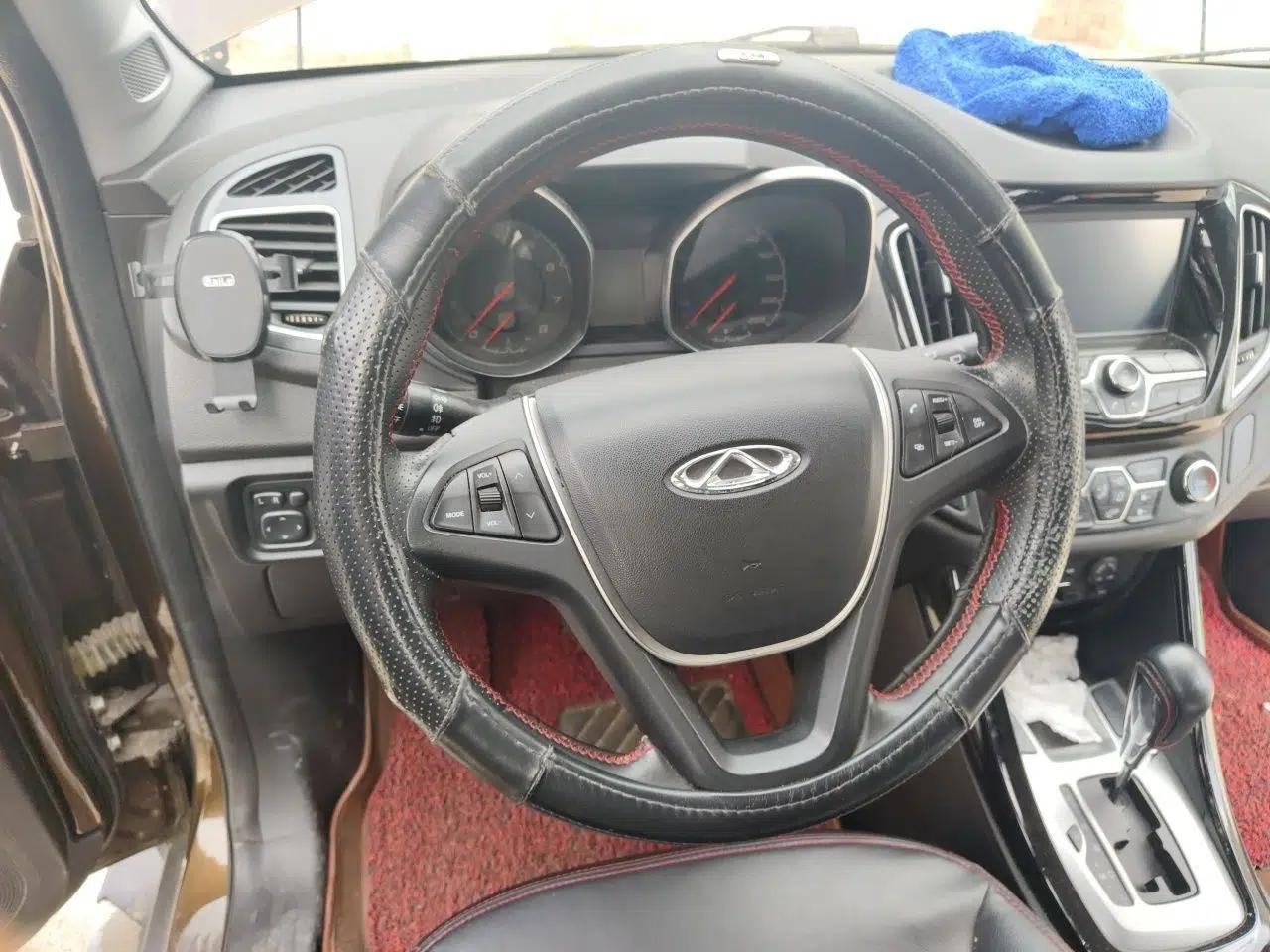Chery Tiggo 5 2015 2.0L CVT Family Deluxe Edition — миниатюра 11