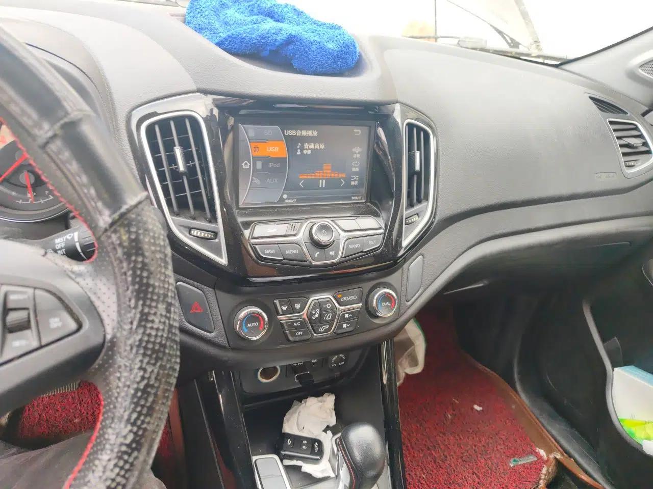 Chery Tiggo 5 2015 2.0L CVT Family Deluxe Edition — миниатюра 14