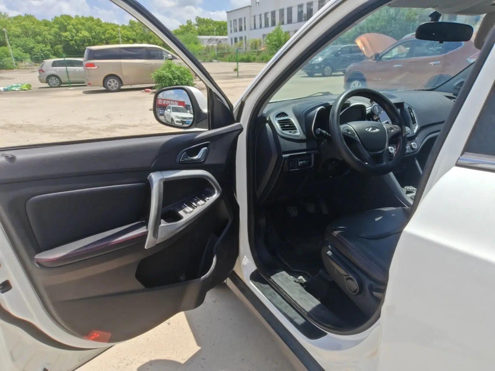 Chery Tiggo 5 2015 2.0L Manual Jia Yue Edition — миниатюра 19