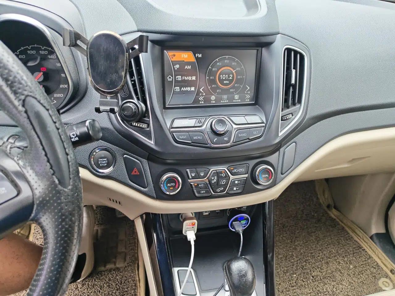 Chery Tiggo 5 2014 2.0L CVT Family Deluxe Edition — миниатюра 14