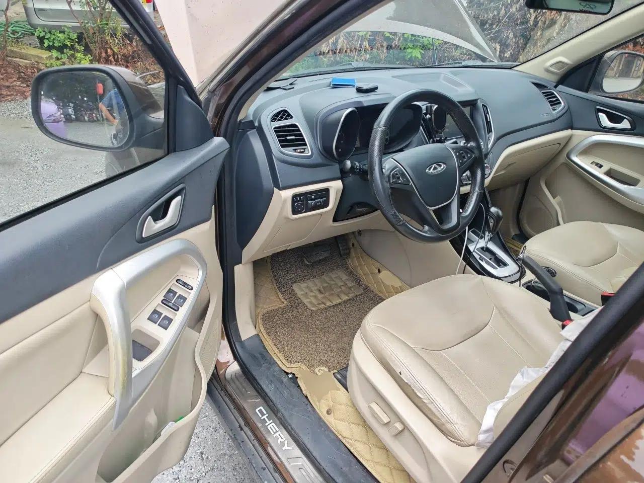 Chery Tiggo 5 2014 2.0L CVT Family Deluxe Edition — миниатюра 17
