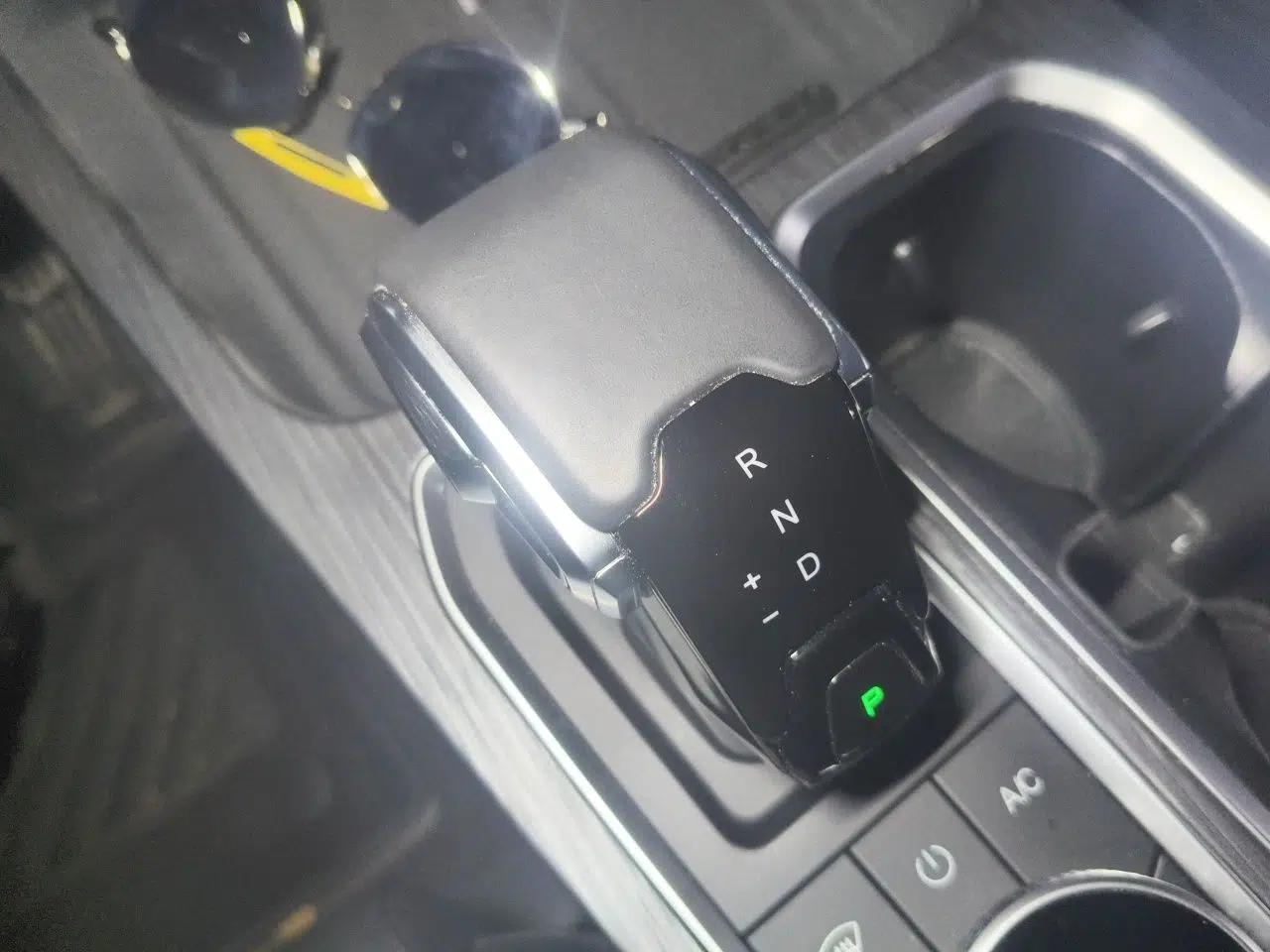 Chery Explore 06 2023 Urban Edition 1.6T Two-Wheel Drive Luxury — миниатюра 15