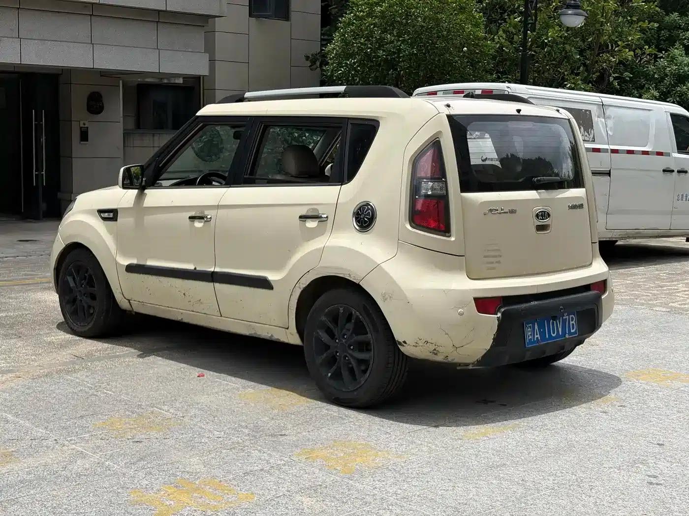 Soul 2010 1.6L AT Premium — миниатюра 6