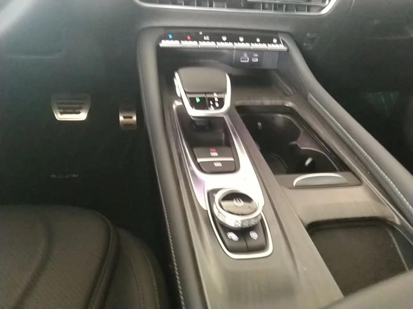 Chery Arrizo 8 PRO 2025 Model Pro 2.0T Prestige Version — миниатюра 17