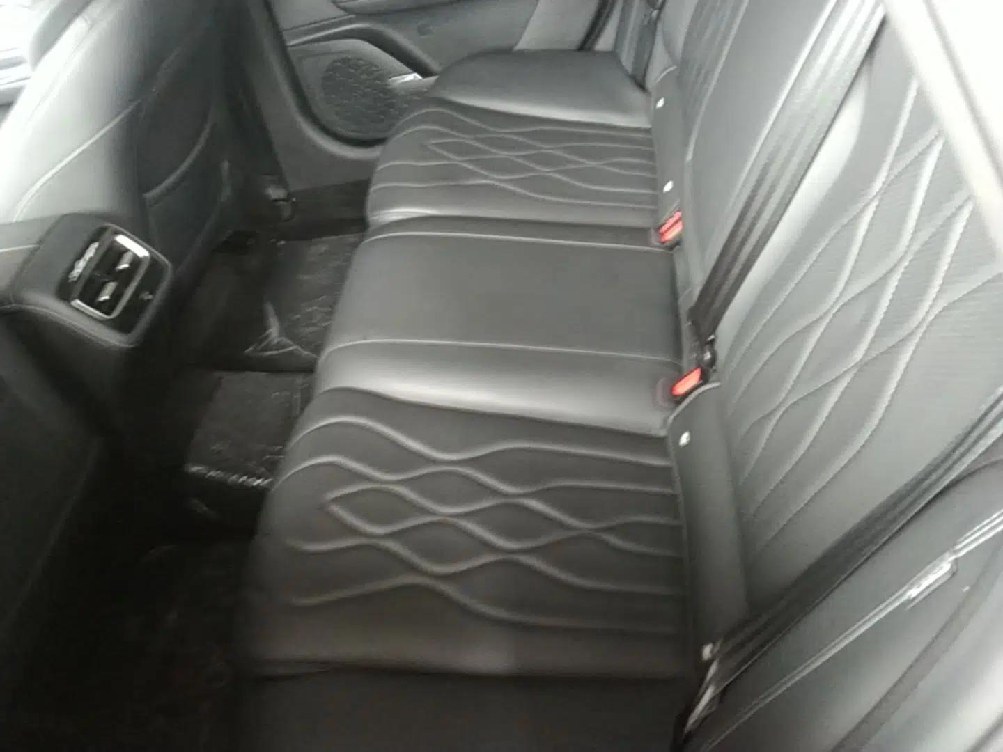 Chery Arrizo 8 PRO 2025 Pro 1.6T Luxury Model+ — миниатюра 20