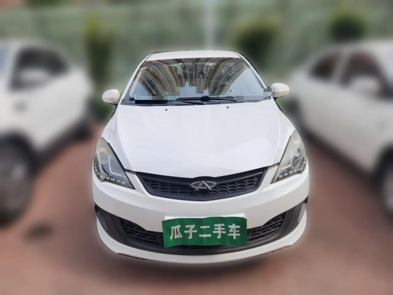 Chery Fengyun 2 2013 Hatchback 1.5L Manual Ruiyi Edition — миниатюра 2