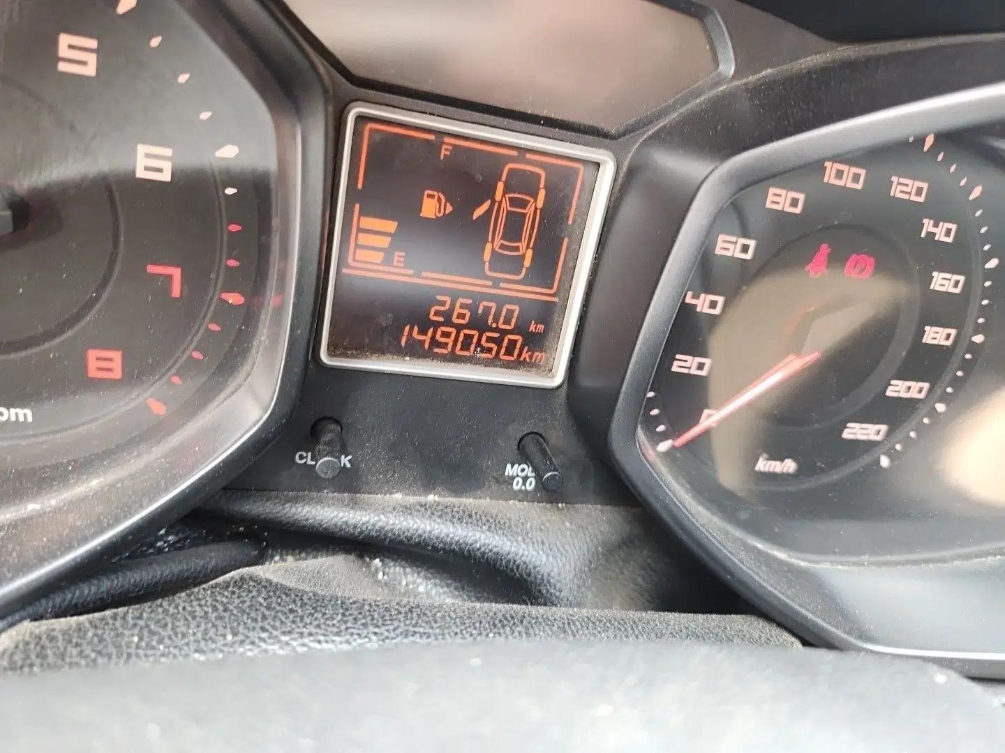 Chery Fengyun 2 2013 Hatchback 1.5L Manual Ruiyi Edition — миниатюра 13