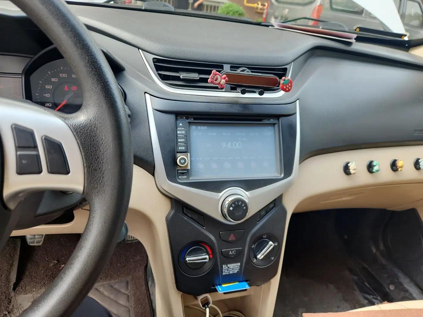 Chery Fengyun 2 2013 Hatchback 1.5L Manual Ruiyi Edition — миниатюра 14