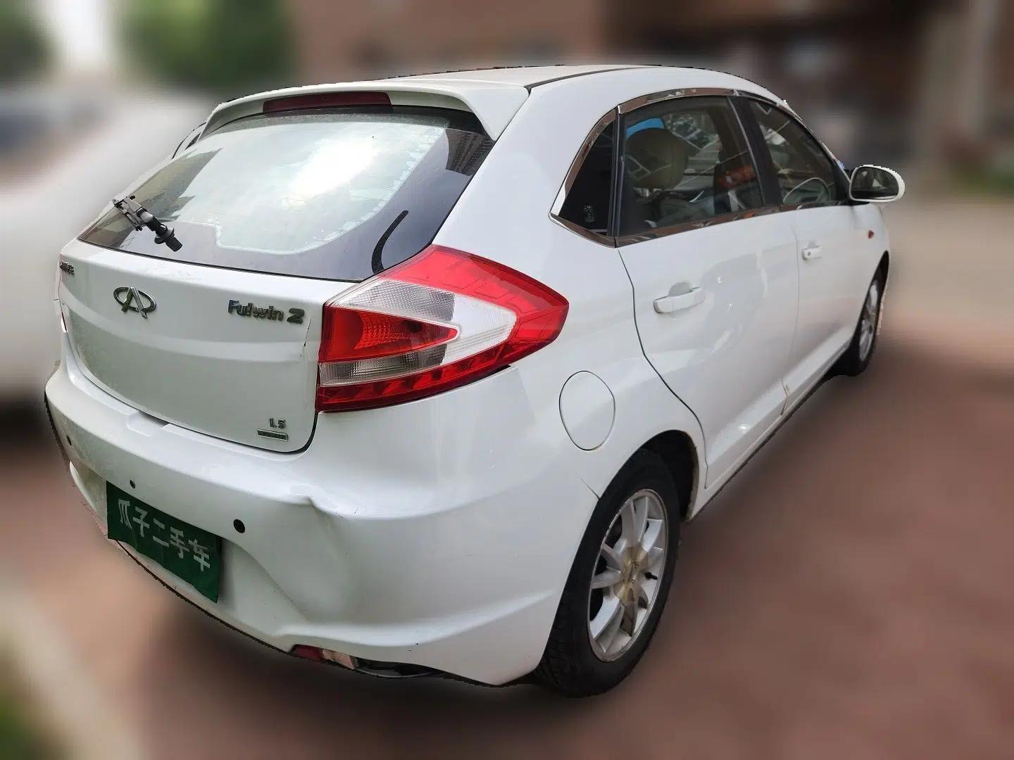 Chery Fengyun 2 2013 Hatchback 1.5L Manual Ruiyi Edition — миниатюра 6