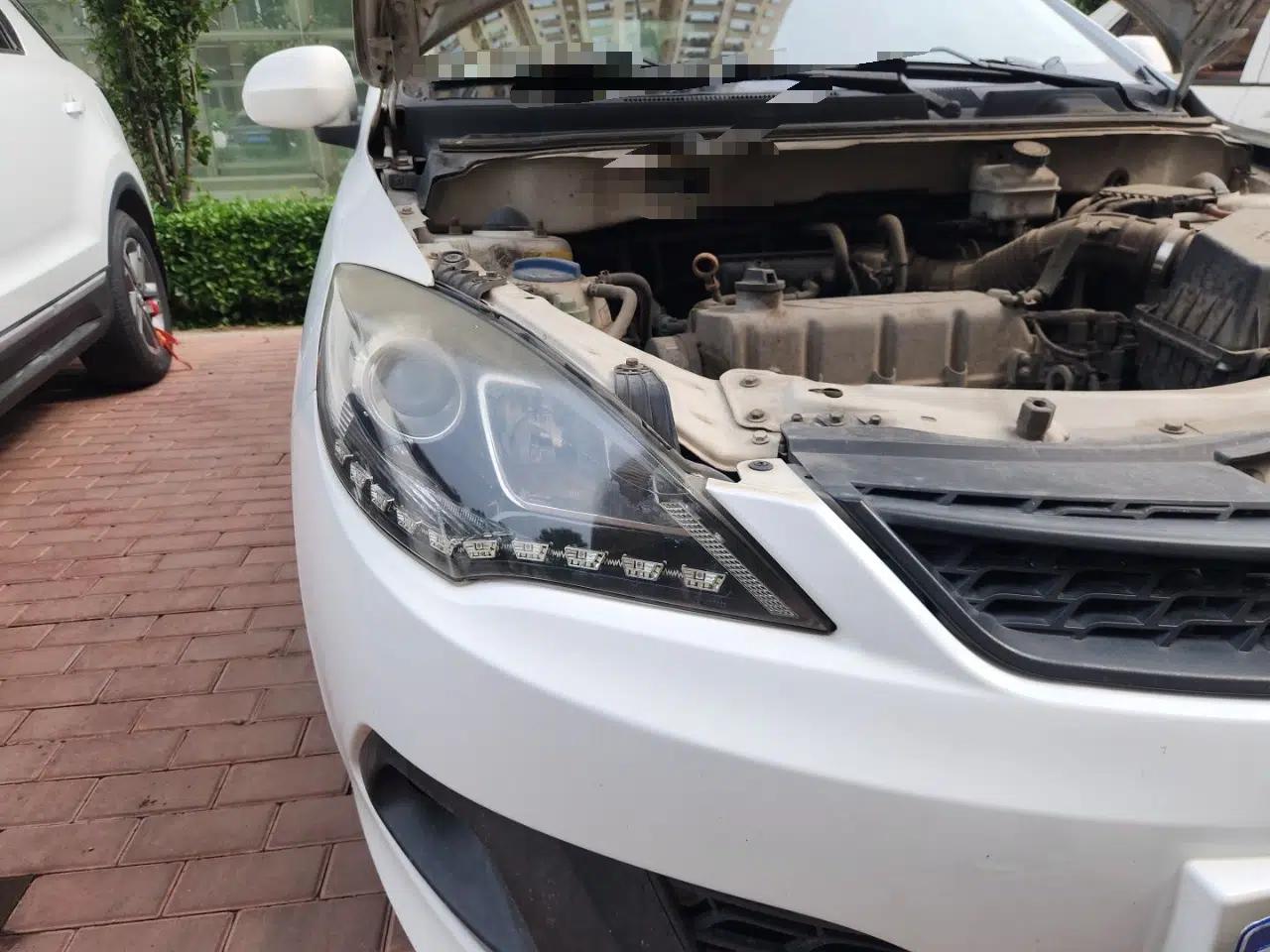 Chery Fengyun 2 2013 Hatchback 1.5L Manual Ruiyi Edition — миниатюра 7