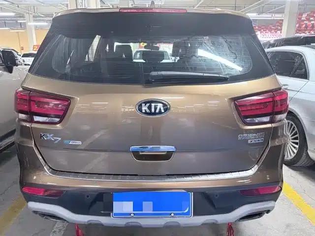 Kia KX7 2017 2.0T Automatic 4WD DLX 7-seater — миниатюра 19