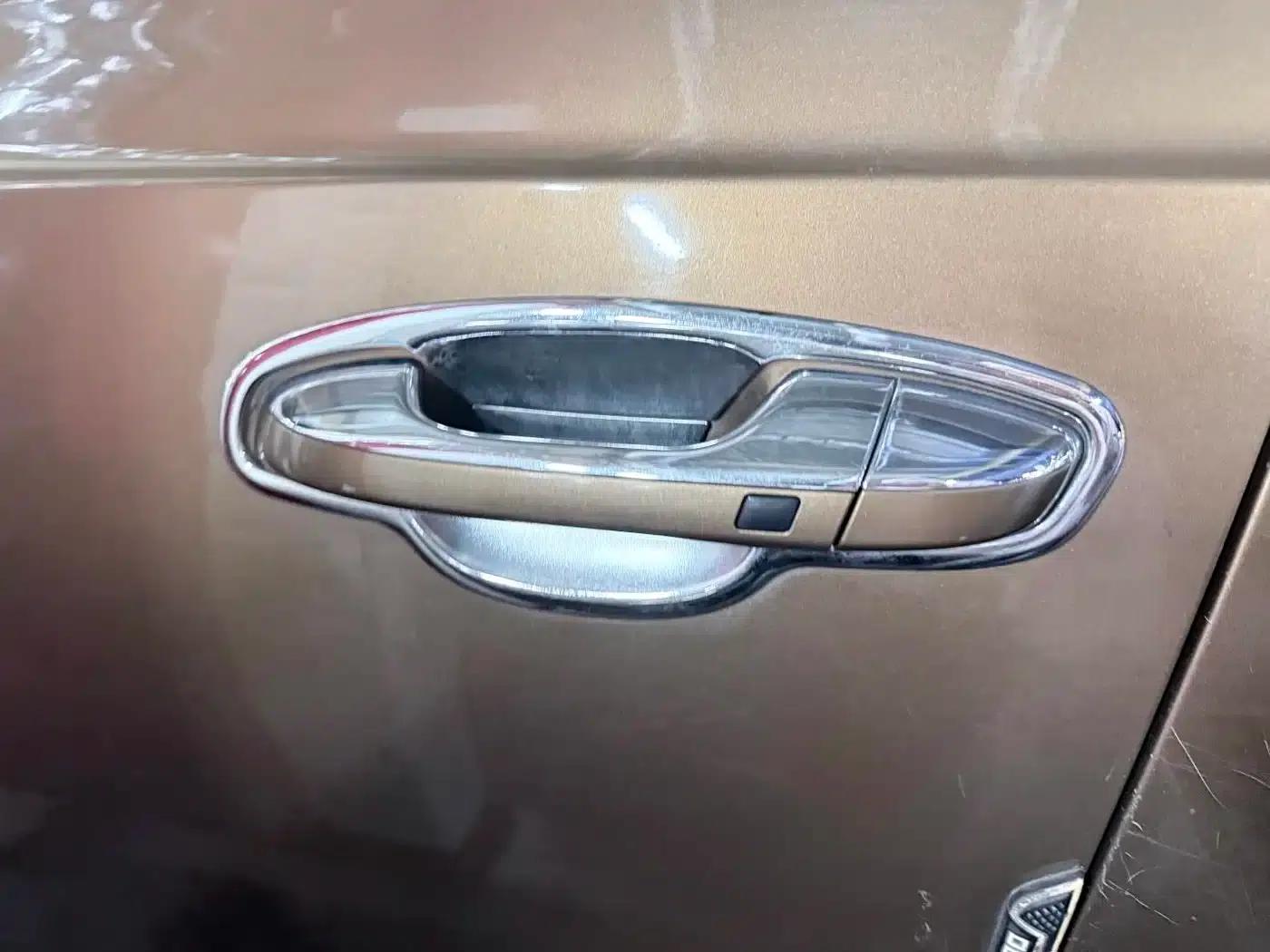 Kia KX7 2017 2.0T Automatic 4WD DLX 7-seater — миниатюра 4