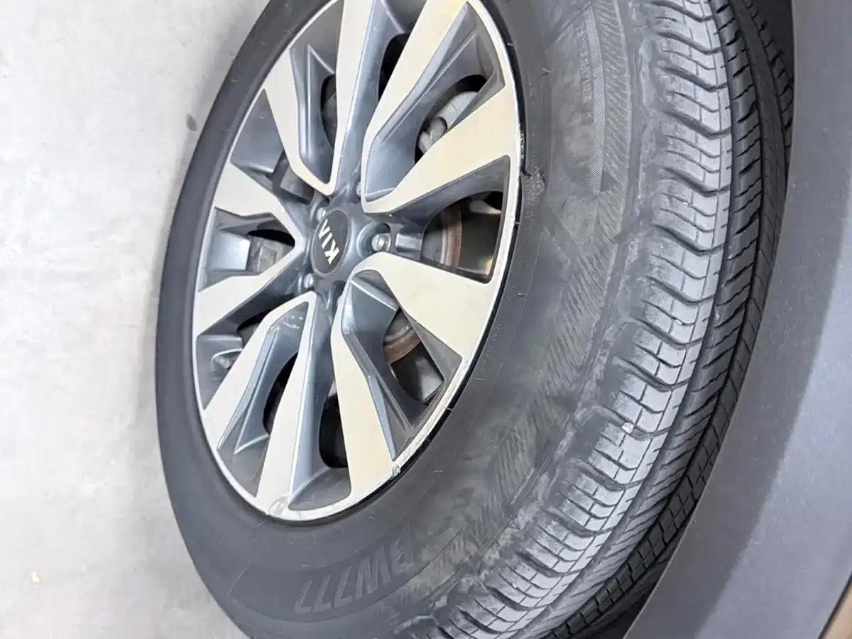 Kia KX7 2017 2.0T Automatic 4WD DLX 7-seater — миниатюра 6