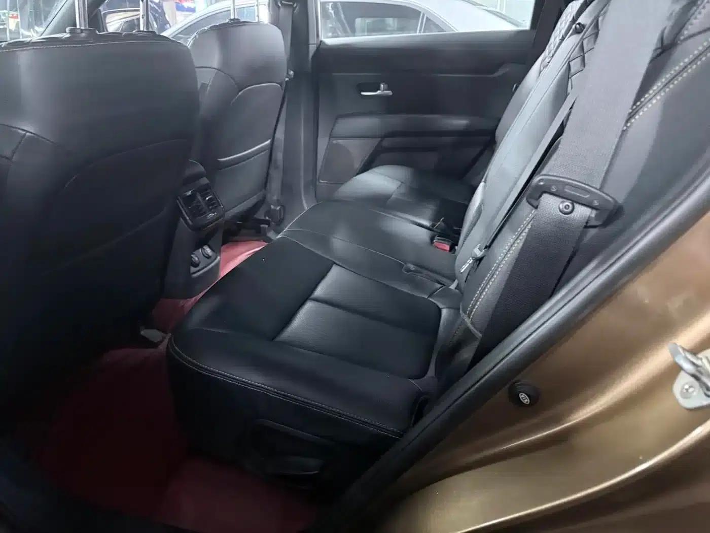 Kia KX7 2017 2.0T Automatic 4WD DLX 7-seater — миниатюра 10