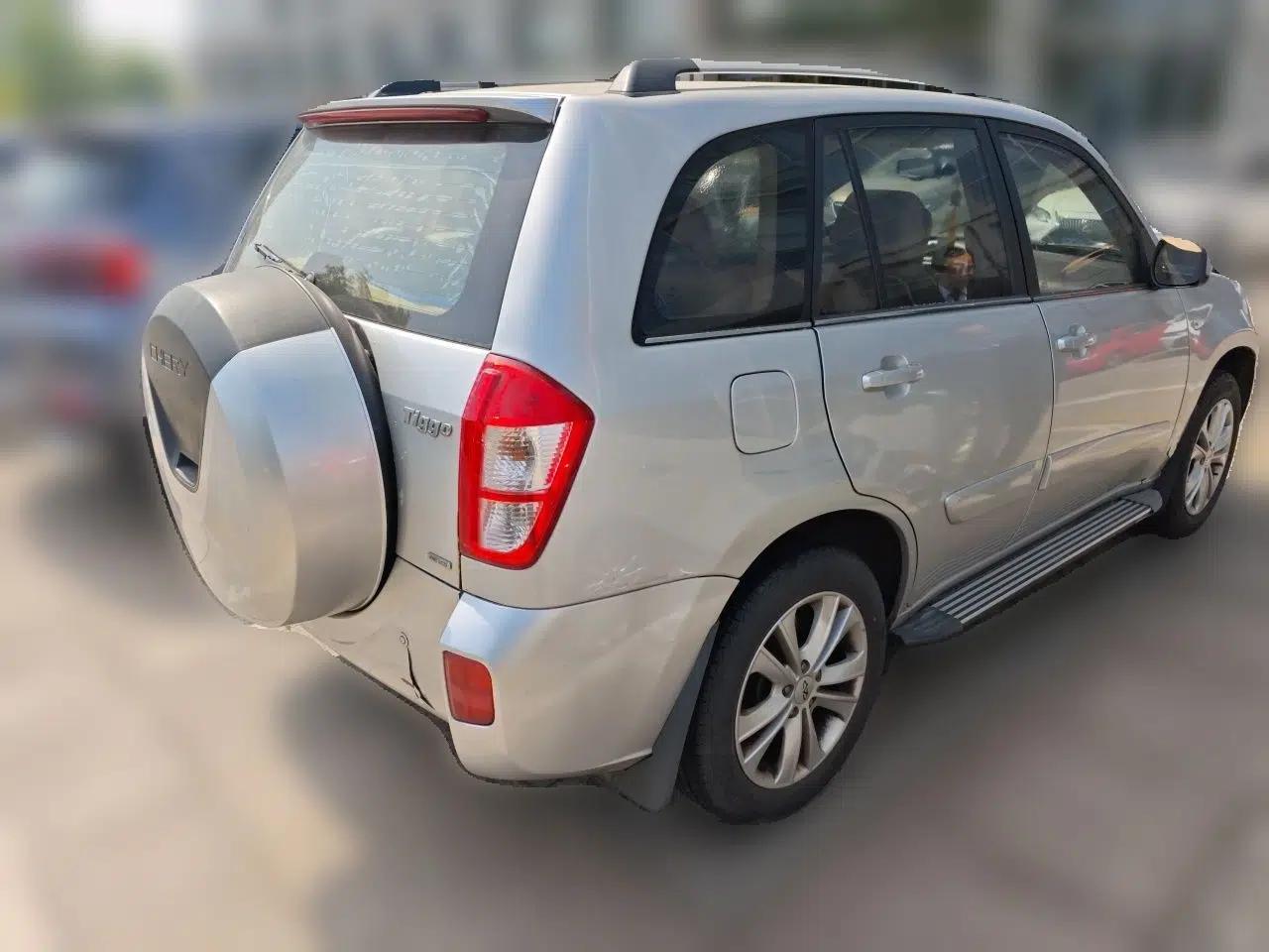 Chery Tiggo 2012 Elite Edition 1.6L CVT Comfort DVVT Model — миниатюра 6