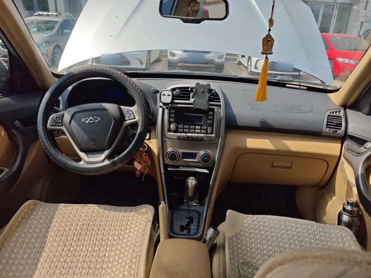 Chery Tiggo 2012 Elite Edition 1.6L CVT Comfort DVVT Model — миниатюра 10