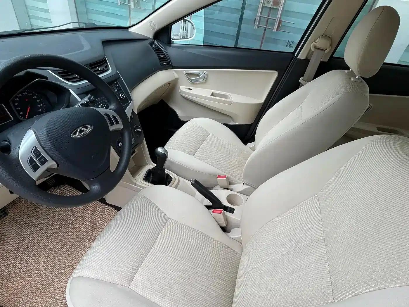 Fengyun 2 2015 1.5L Manual Elite Edition — миниатюра 6