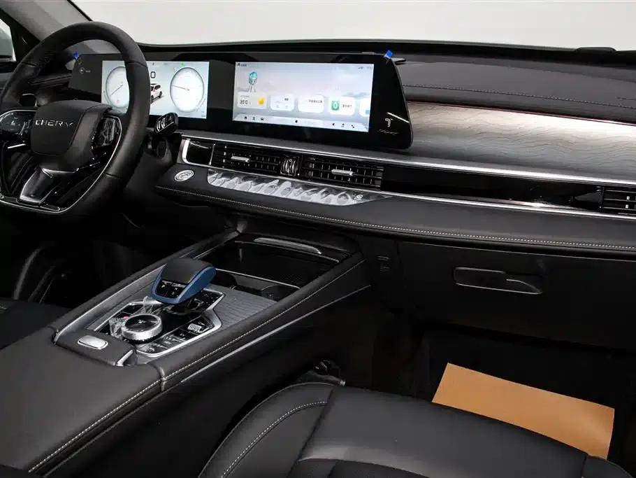 Chery Tiggo 8 PRO PHEV 2025 Champion Edition 1.5T 100km Premium Model — миниатюра 23