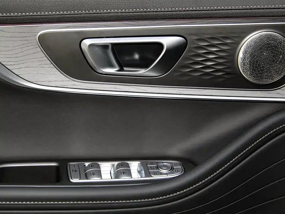 Chery Tiggo 8 PRO PHEV 2025 Champion Edition 1.5T 100km Premium Model — миниатюра 27