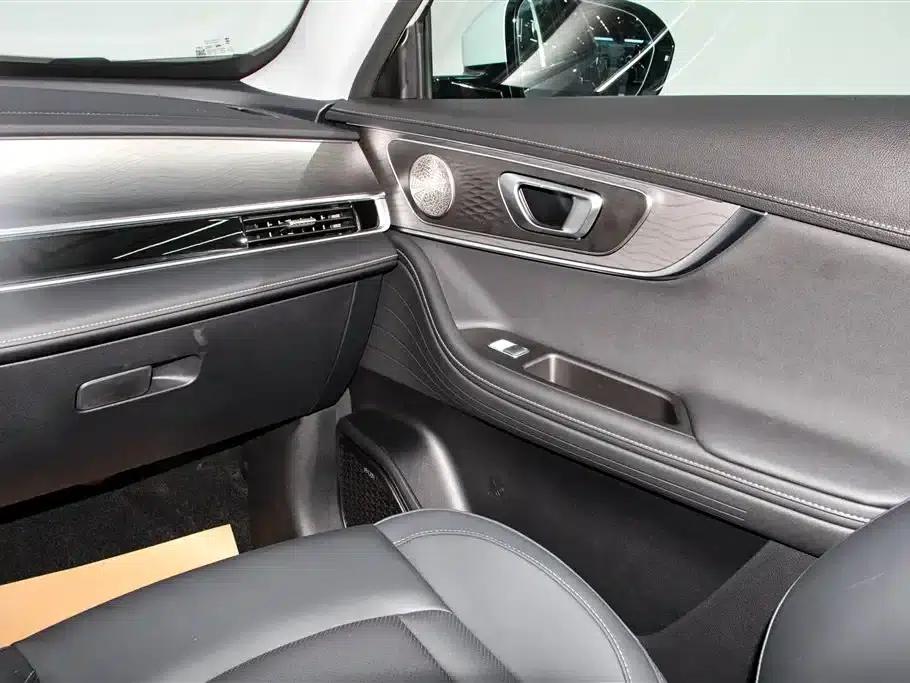 Chery Tiggo 8 PRO PHEV 2025 Champion Edition 1.5T 100km Premium Model — миниатюра 28