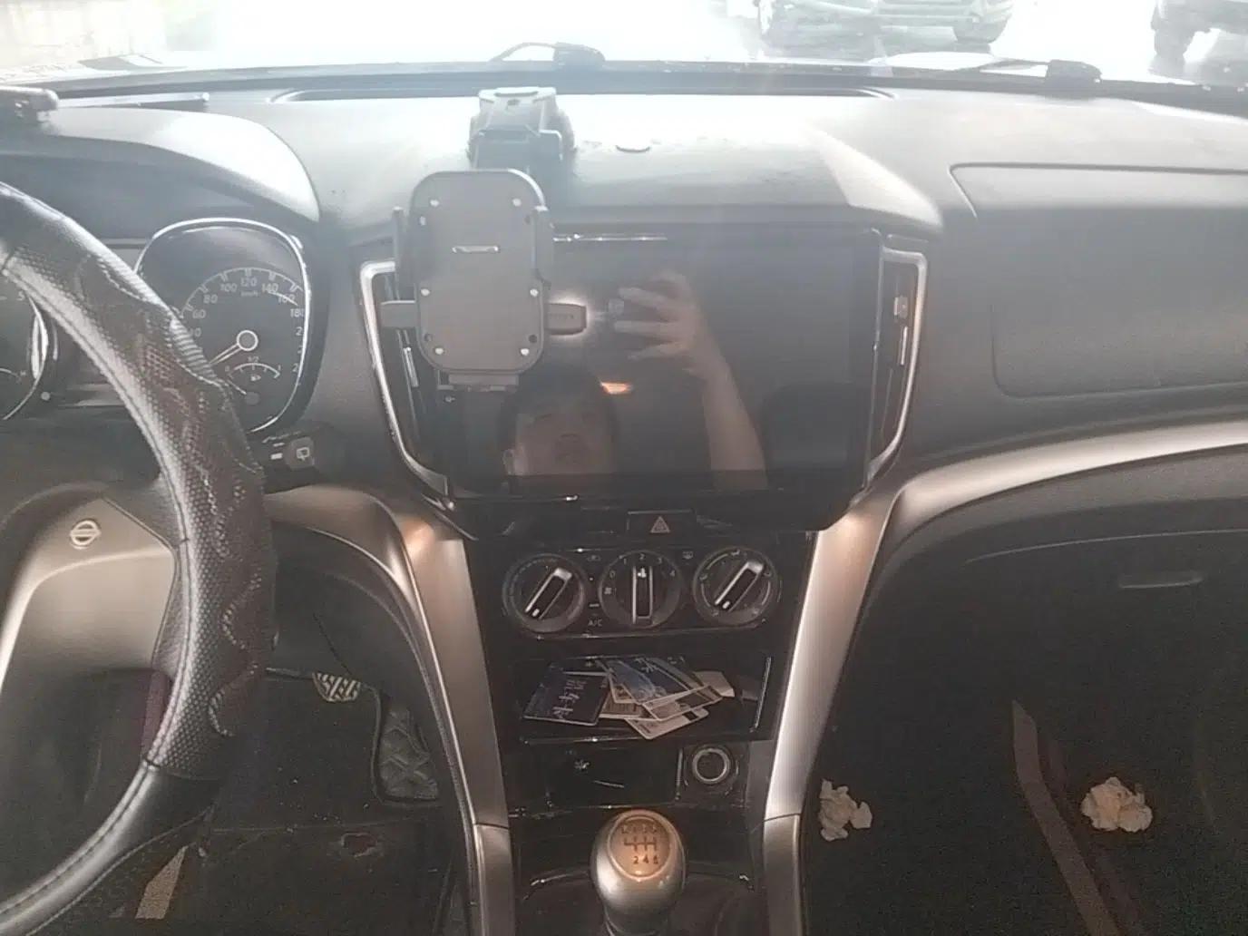 Venucia T70 2016 2.0L Manual RuiQu Version — миниатюра 16