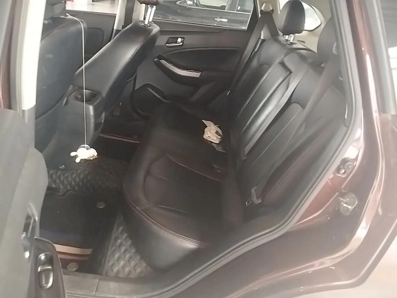 Venucia T70 2016 2.0L Manual RuiQu Version — миниатюра 20
