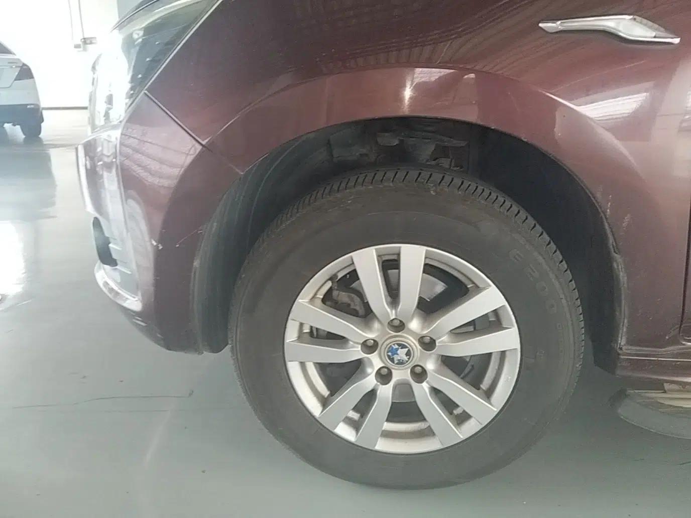 Venucia T70 2016 2.0L Manual RuiQu Version — миниатюра 8