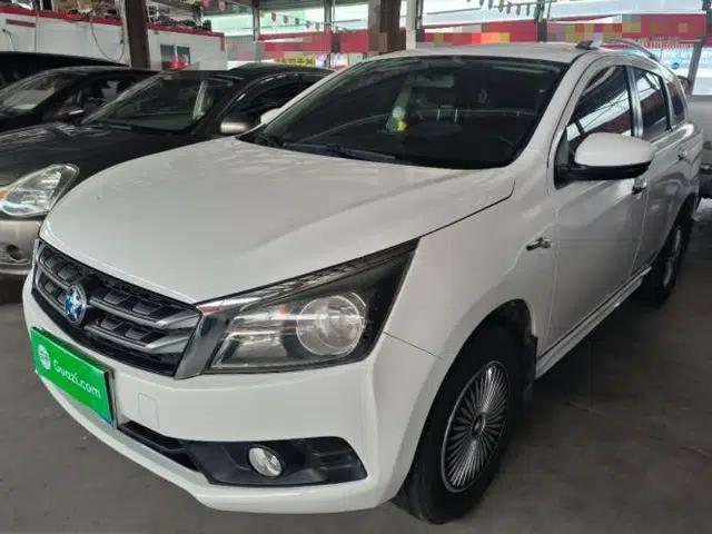 Venucia T70 2016 1.6L Manual Ruixing Edition