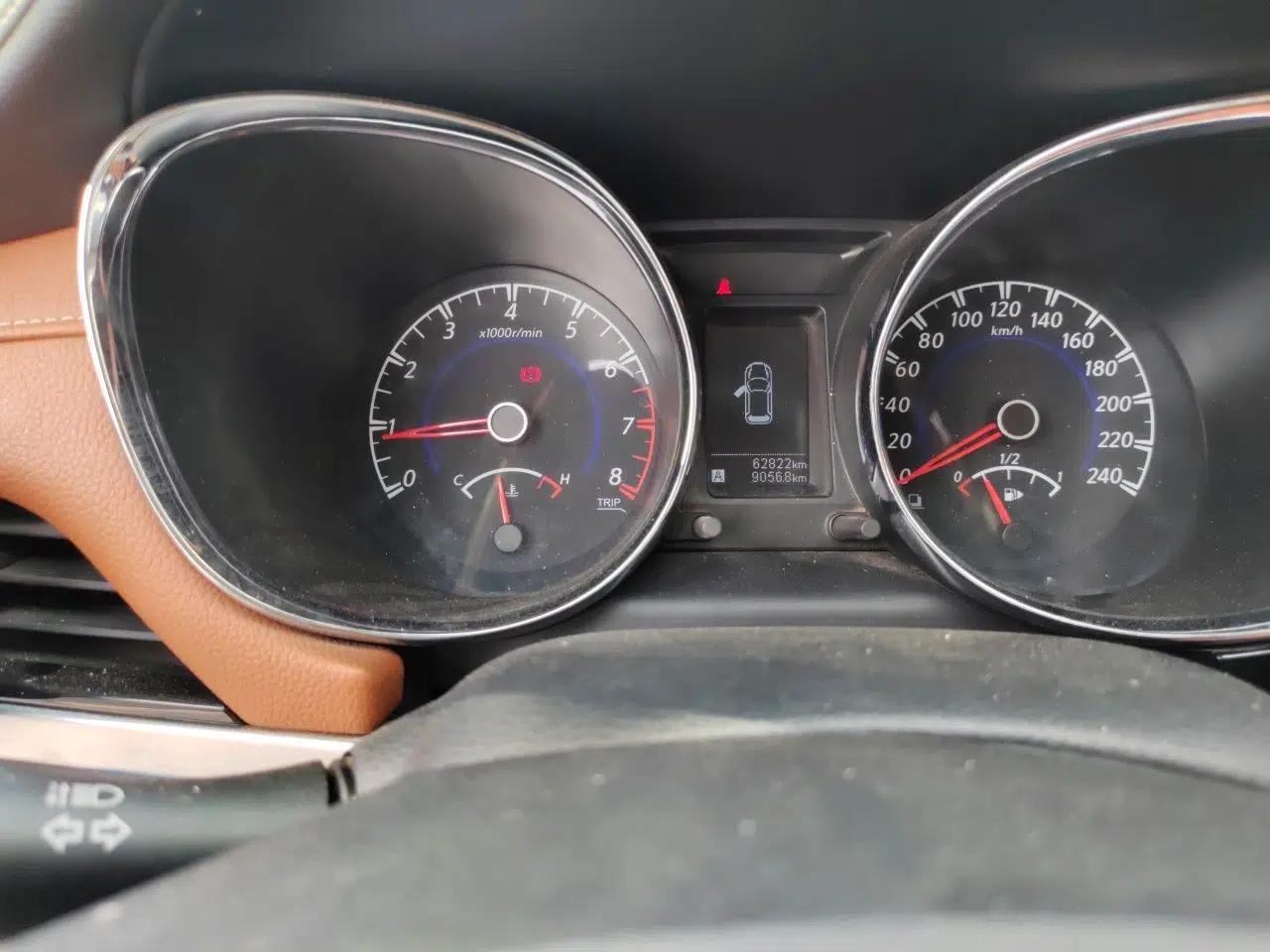 Venucia T70 2018 1.4T Manual RuiXiang Sport Edition — миниатюра 13