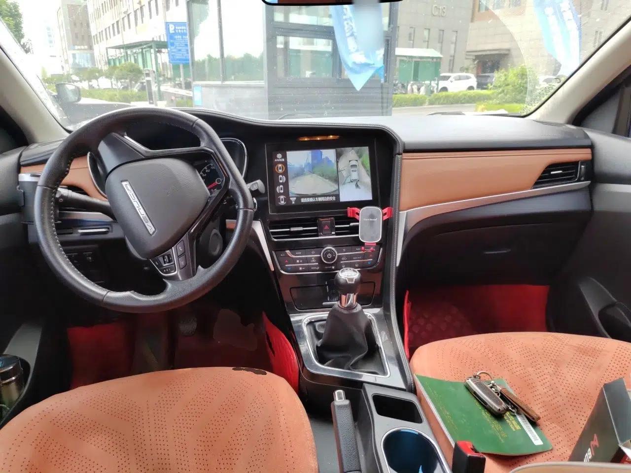 Venucia T70 2018 1.4T Manual RuiXiang Sport Edition — миниатюра 10