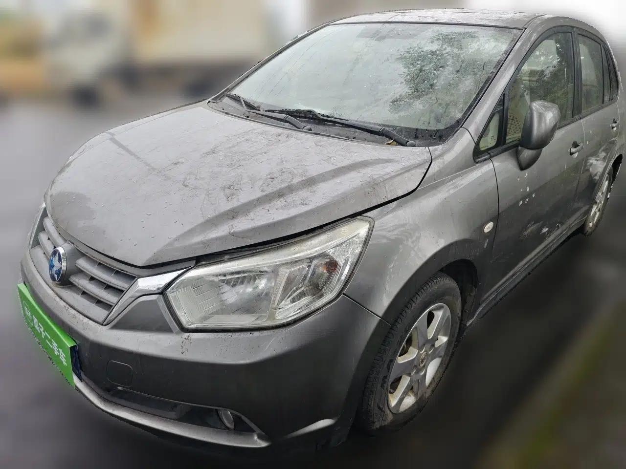 Venucia D50 2013 1.6L Manual Luxury Edition — миниатюра 1