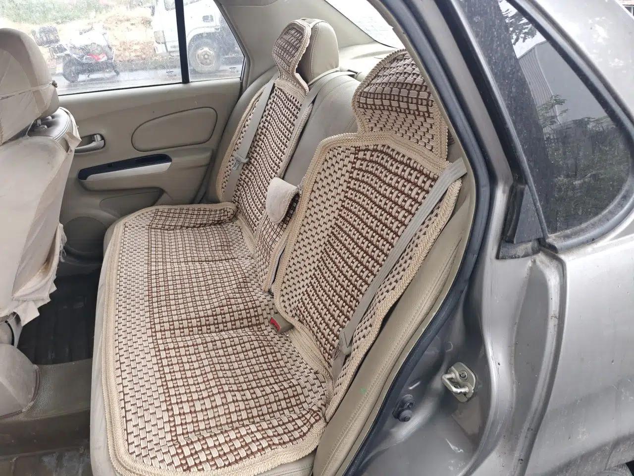 Venucia D50 2013 1.6L Manual Luxury Edition — миниатюра 18