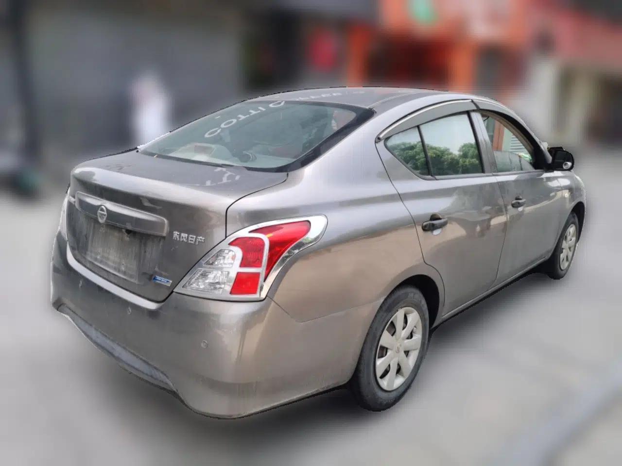 Nissan Sunny 2015 1.5XE Manual Comfort Edition — миниатюра 6