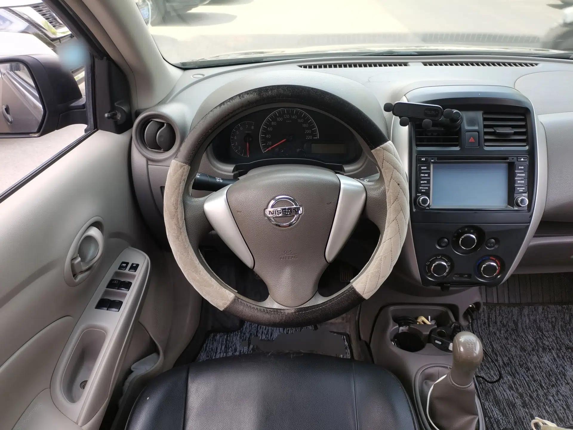 Nissan Sunny 2014 1.5XE Manual Comfort Edition — миниатюра 11