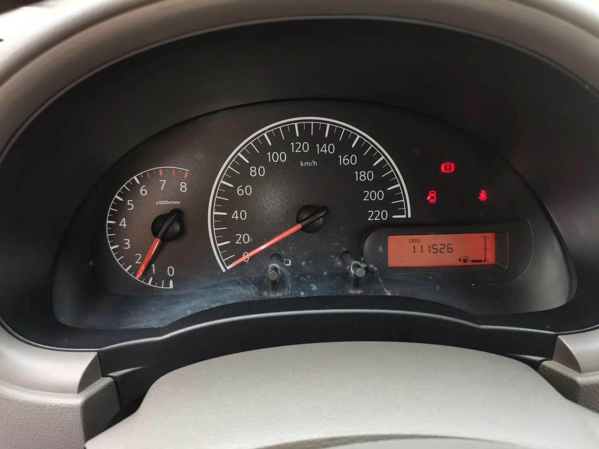 Nissan Sunny 2014 1.5XE Manual Comfort Edition — миниатюра 12