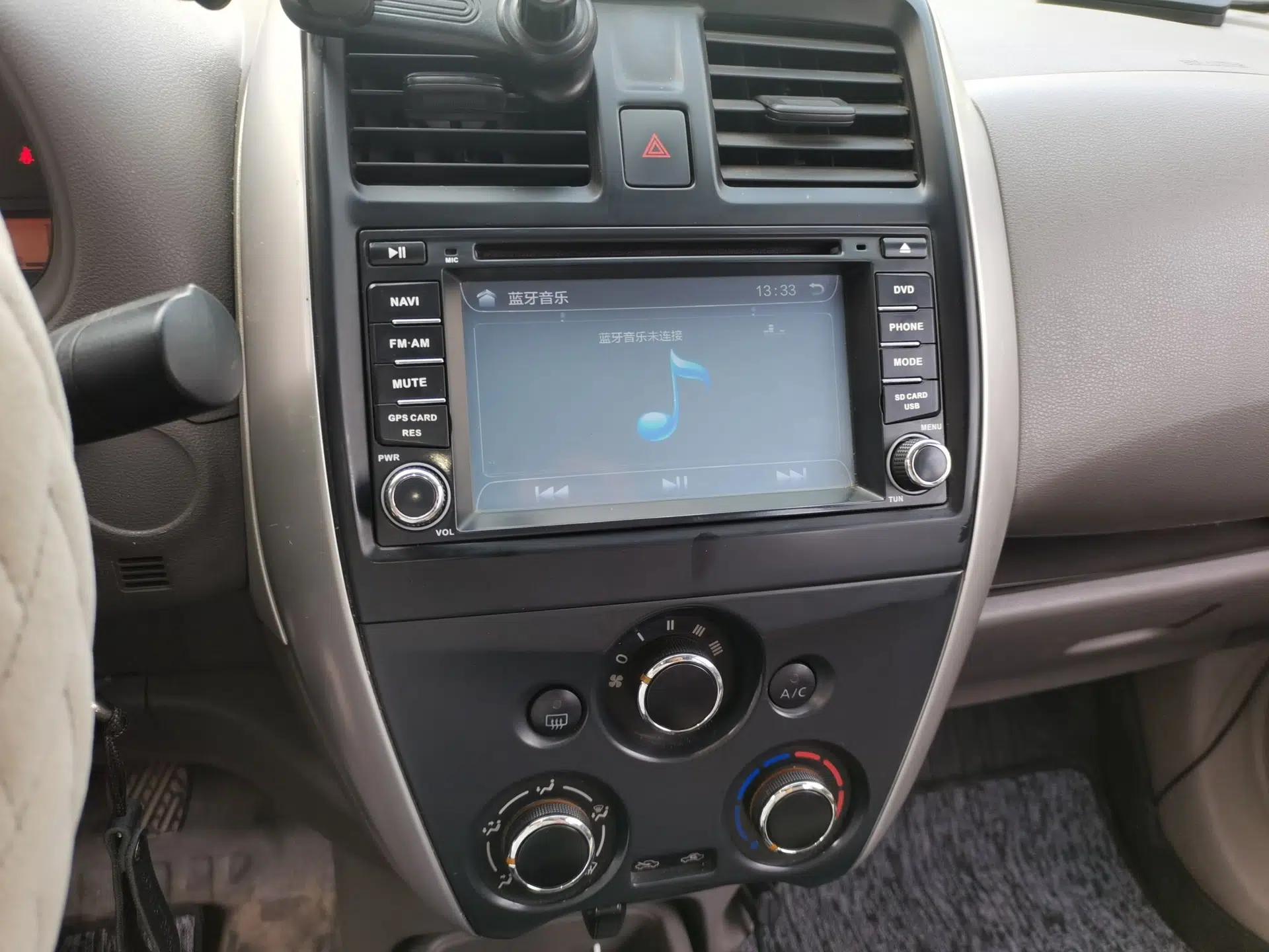 Nissan Sunny 2014 1.5XE Manual Comfort Edition — миниатюра 14