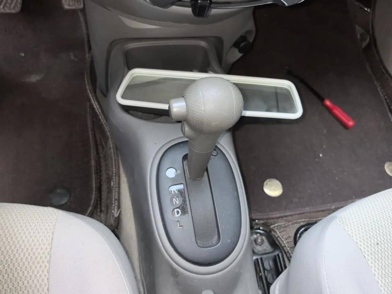 Nissan Sunny 2016 1.5XE CVT Leading Edition — миниатюра 11