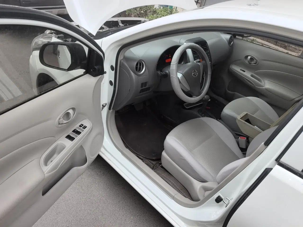 Nissan Sunny 2016 1.5XE CVT Leading Edition — миниатюра 13
