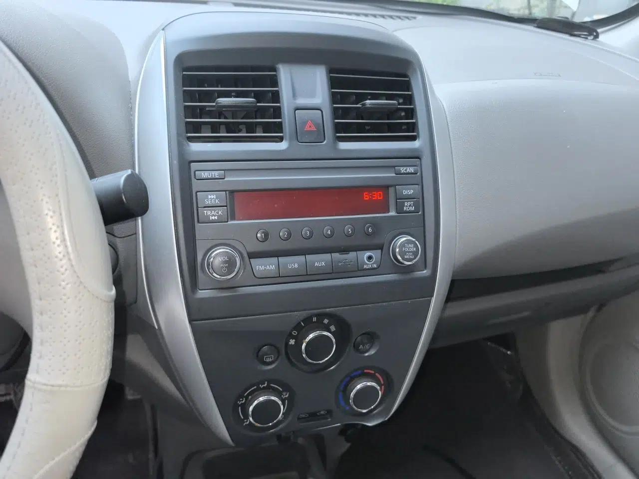 Nissan Sunny 2016 1.5XE CVT Leading Edition — миниатюра 10