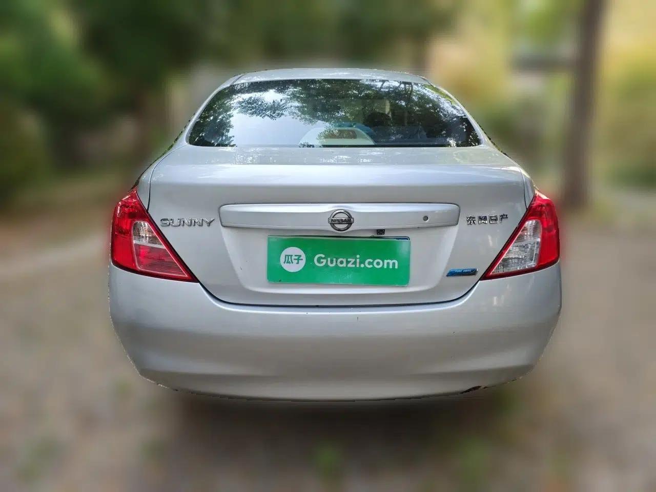 Nissan Sunny 2011 1.5XE Manual Comfort Edition — миниатюра 5