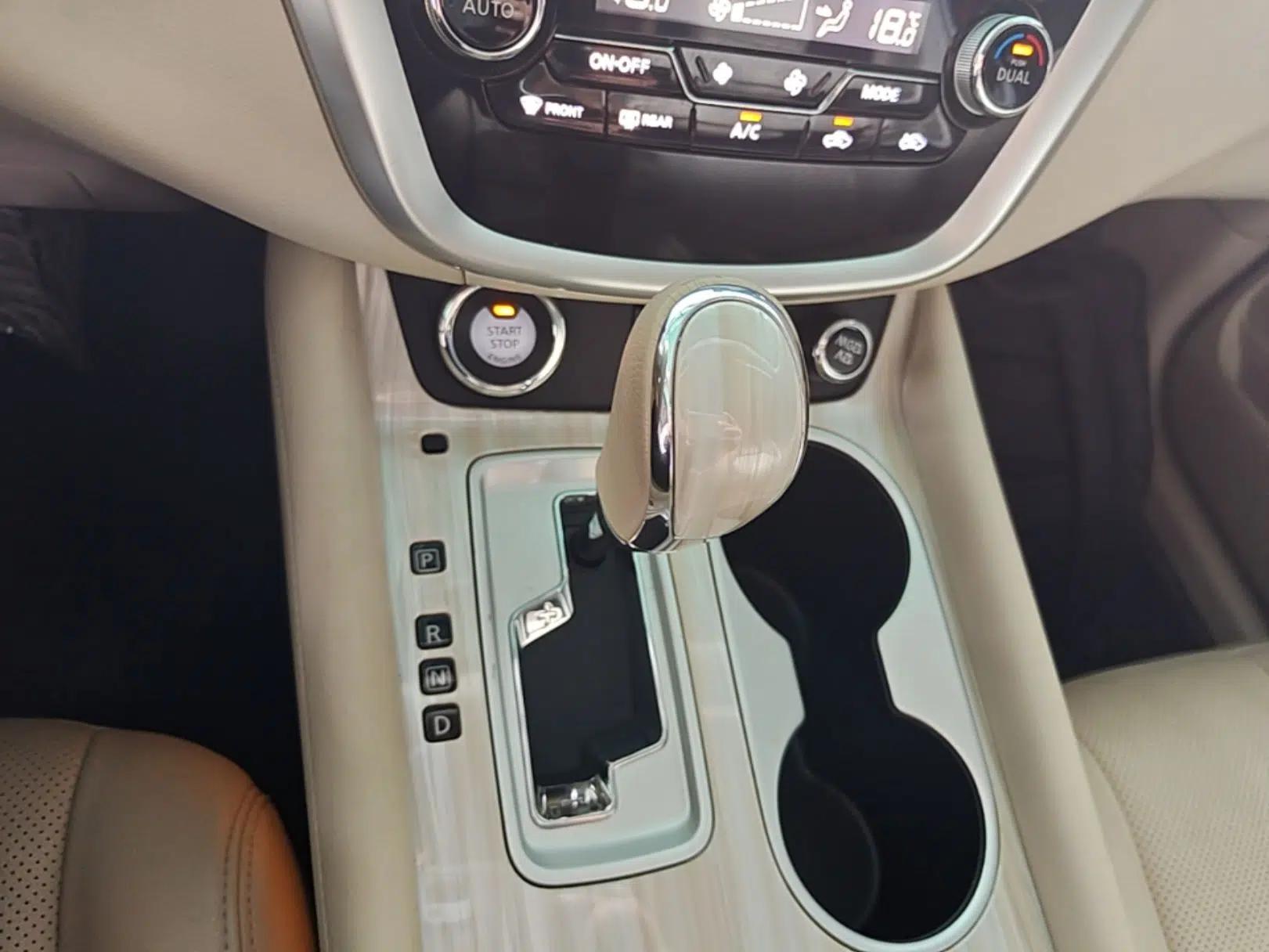 Nissan Murano 2017 2.5L XL Two-Wheel Drive Smart Edition — миниатюра 16