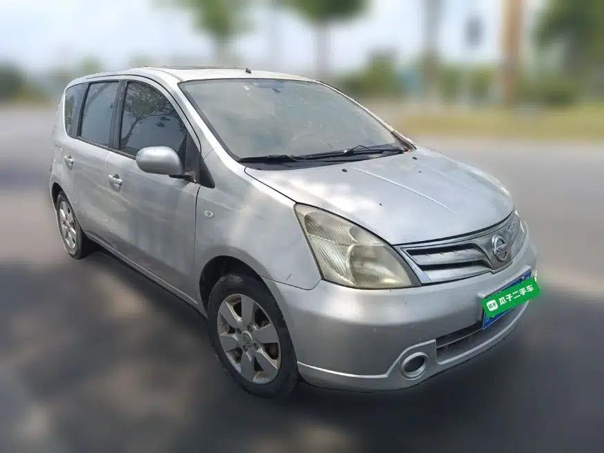 Nissan Livina 2010 Jingyue Edition 1.6L Automatic XuanNeng Model — миниатюра 3