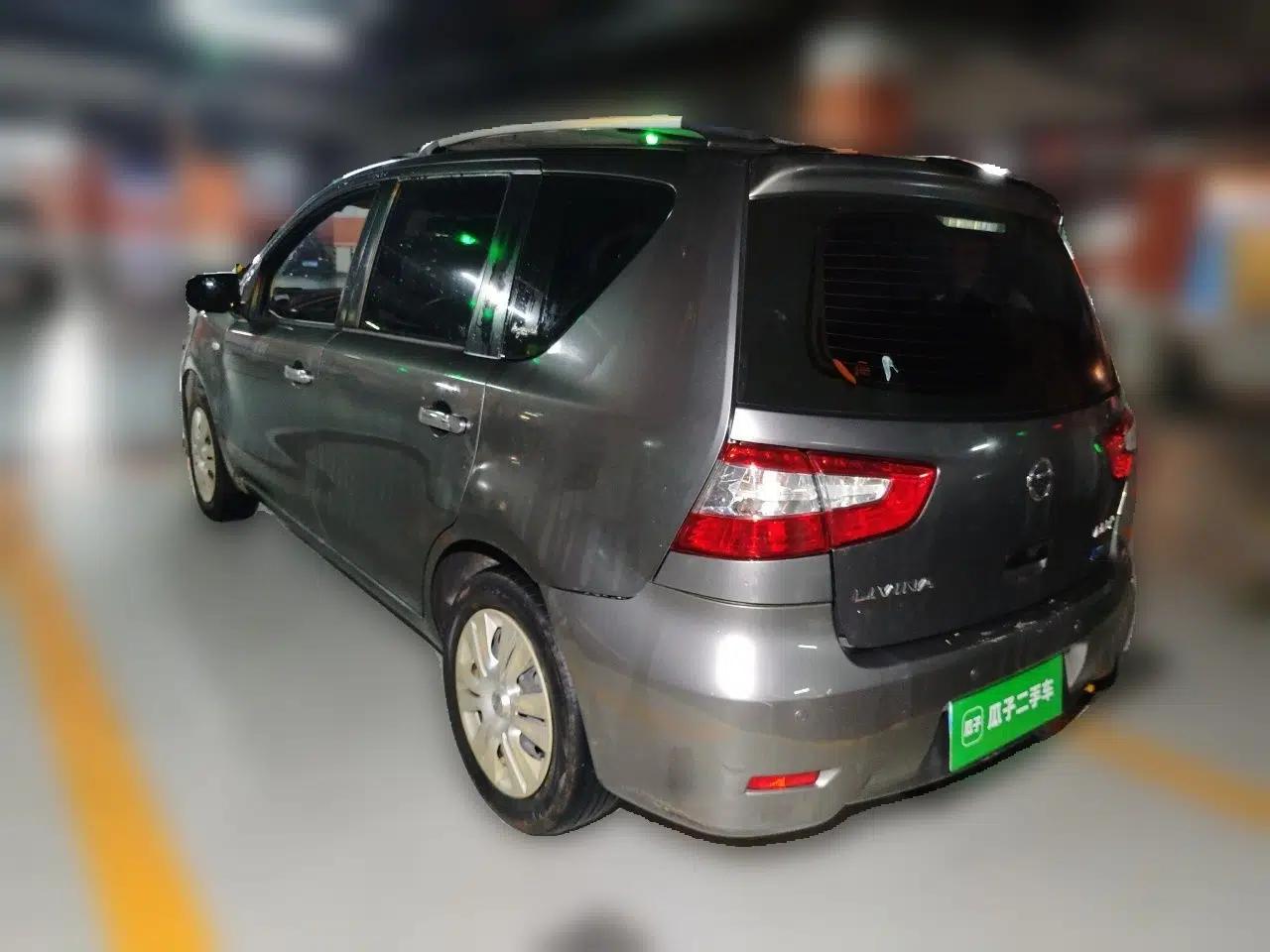 Nissan Livina 2015 1.6XE CVT Comfort Edition — миниатюра 4
