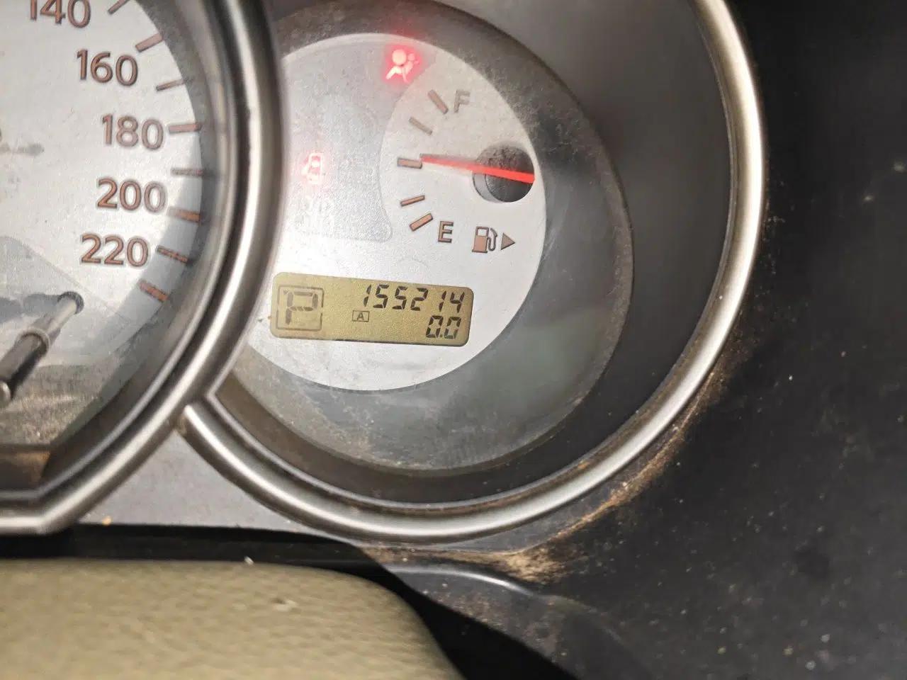 Nissan Livina 2010 Jingyue Edition 1.6L Automatic Supercharged Model — миниатюра 13
