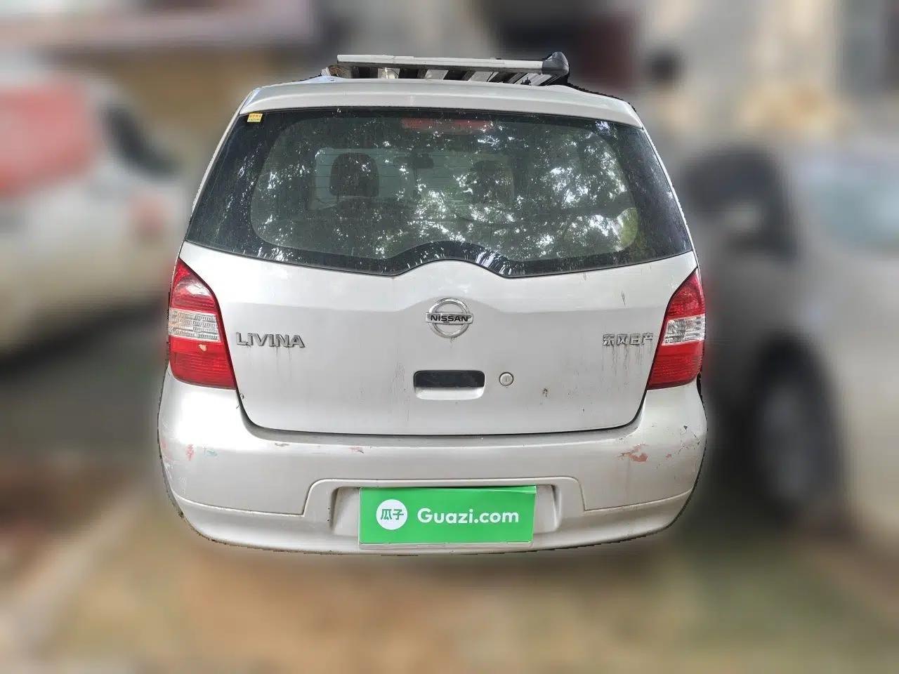 Nissan Livina 2010 Jingyue Edition 1.6L Automatic Supercharged Model — миниатюра 5