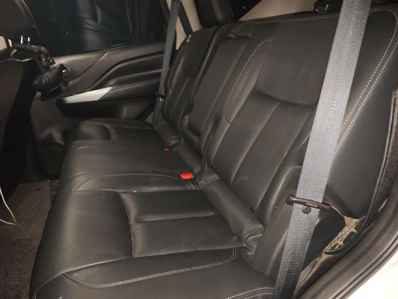 Nissan Terra 2020 2.5L XL Upper 4WD Automatic Four-Wheel Drive Luxury Edition — миниатюра 18