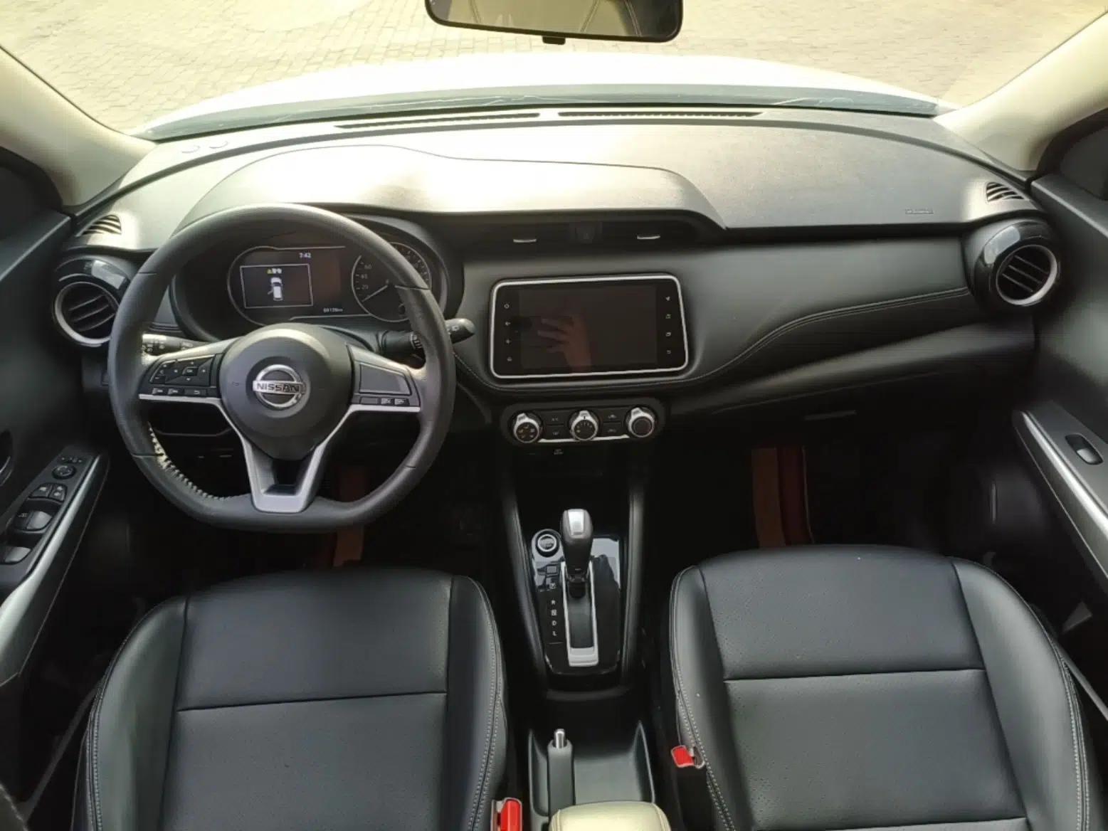 Nissan Kicks 2021 1.5L XV CVT Smart Connect Luxury Edition — миниатюра 13