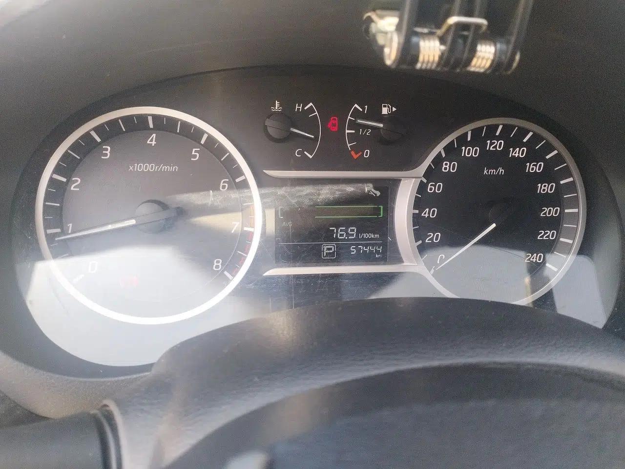 Nissan Lannia 2016 1.6L CVT Cool Edition — миниатюра 12