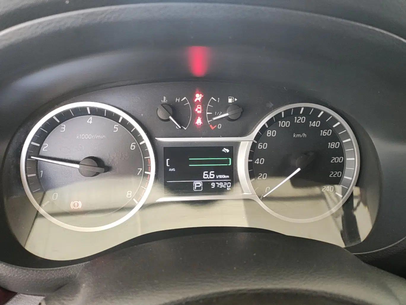Nissan Lannia 2016 1.6L CVT Smart Cool Edition — миниатюра 15