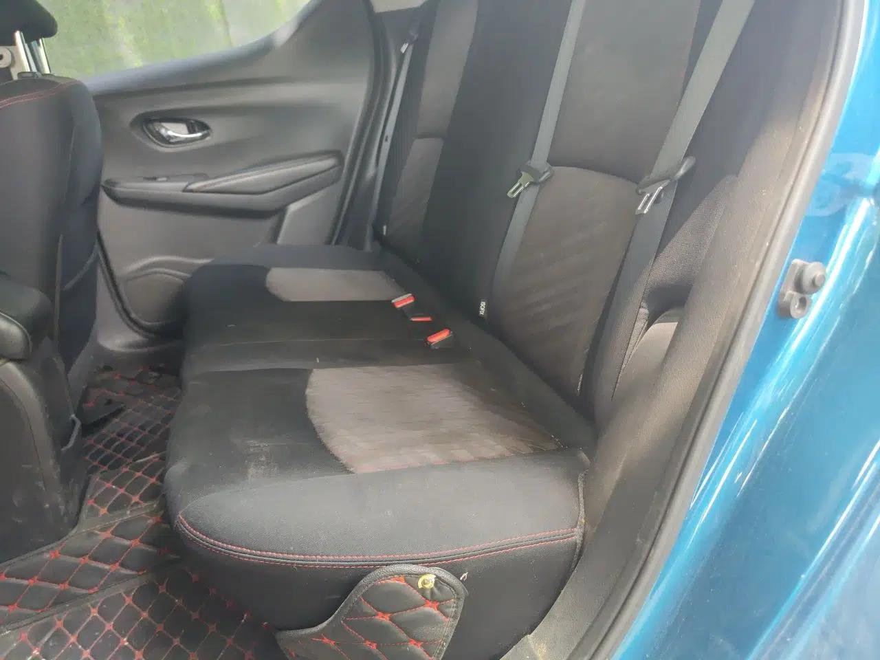 Nissan Lannia 2016 1.6L CVT Cool Edition — миниатюра 18